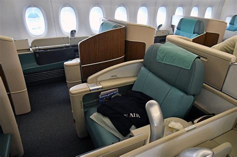 korean air economy flex seat.